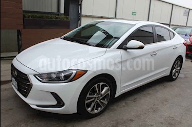Foto venta Auto usado Hyundai Elantra Limited Tech Navi Aut (2017) color Blanco precio $265,000