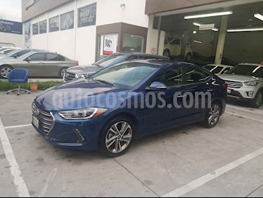 foto Hyundai Elantra Limited Tech Navi Aut usado (2017) color Azul precio $245,900