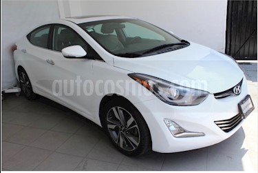 foto Hyundai Elantra Limited Tech Aut usado (2015) color Blanco precio $168,000