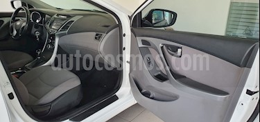 foto Hyundai Elantra GLS Premium Aut usado (2016) color Blanco precio $209,000