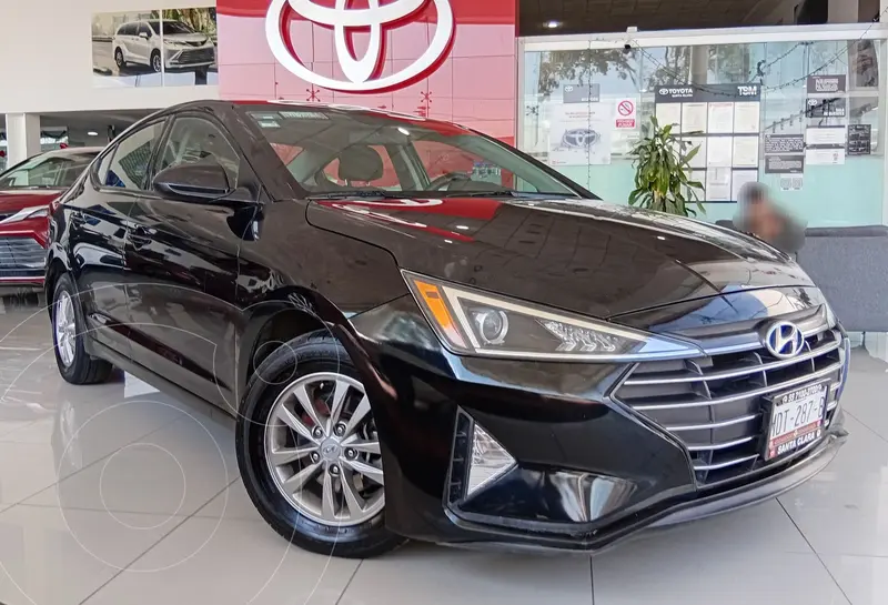 Foto Hyundai Elantra GLS Premium Aut usado (2019) color Negro precio $245,000