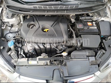 Foto Hyundai Elantra GLS usado (2015) color Gris precio $165,000