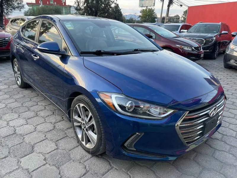 Foto Hyundai Elantra Limited Tech Navi Aut usado (2018) color Azul precio $250,000