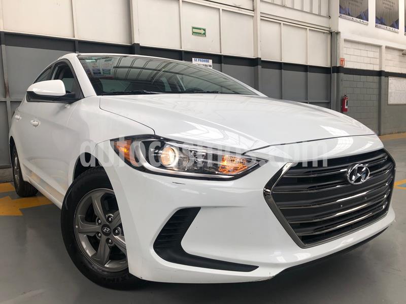 Hyundai Elantra GLS usado (2018) color Blanco precio $250,000