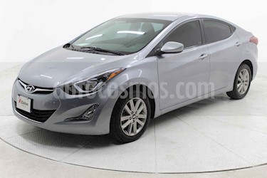 foto Hyundai Elantra 4p GLS Premium L4/1.8 Aut usado (2016) color Gris precio $194,000