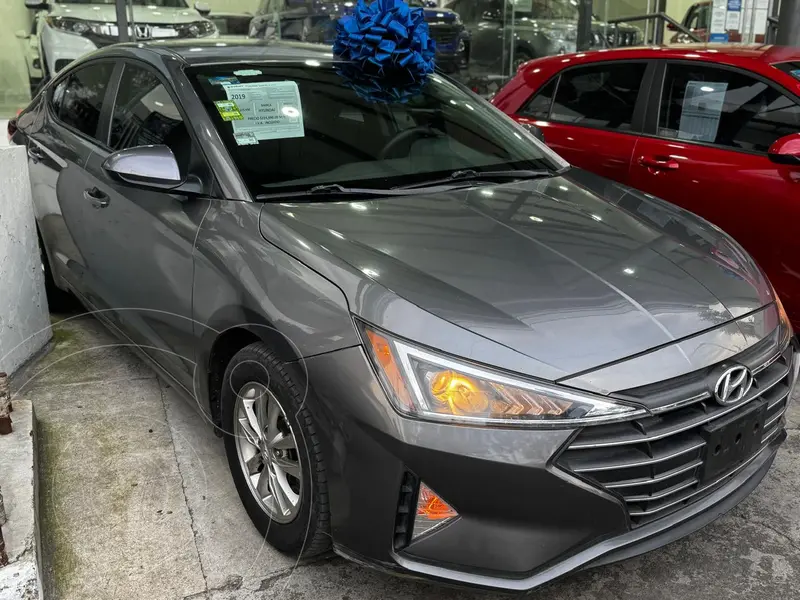 Foto Hyundai Elantra GLS Aut usado (2019) color Gris precio $234,990