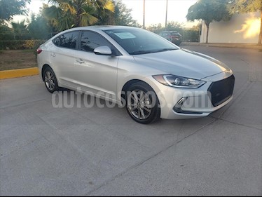 Hyundai Elantra GLS Aut usado (2017) color Blanco precio $218,000