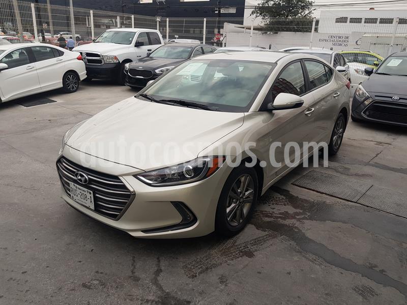 Hyundai Elantra GLS Premium usado (2018) color Bronce precio $250,000