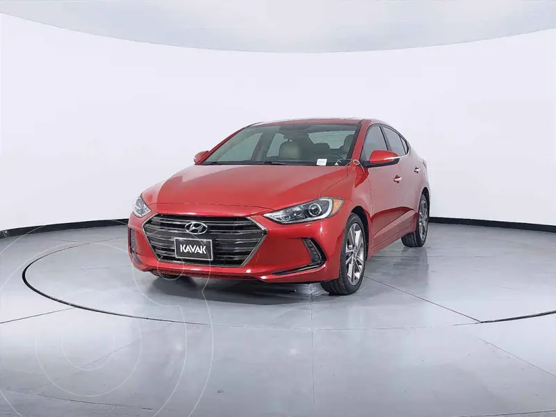 Foto Hyundai Elantra Limited Tech Navi Aut usado (2018) color Rojo precio $277,999