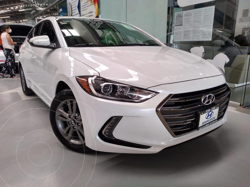 Foto Hyundai Elantra GLS Premium usado (2018) color Blanco precio $298,900