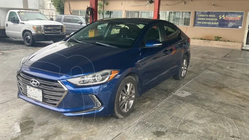 Foto Hyundai Elantra GLS Premium Aut usado (2017) color Azul precio $215,000