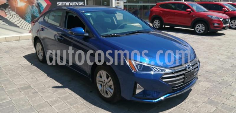 foto Hyundai Elantra GLS Premium usado (2019) color Azul Oscuro precio $283,000