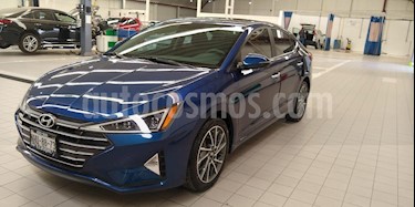 foto Hyundai Elantra Limited Tech Navi Aut usado (2019) color Azul precio $350,000