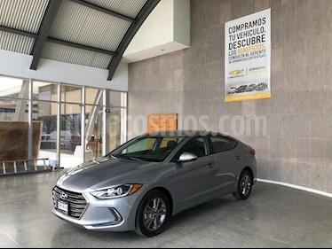 Hyundai Elantra GLS Aut usado (2017) color Plata precio $249,000