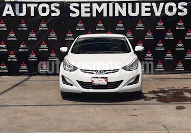 foto Hyundai Elantra GLS Aut usado (2017) color Blanco precio $209,990