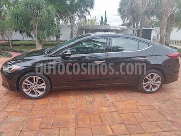 Hyundai Elantra Limited Tech Aut usado (2017) color Negro precio $215,000
