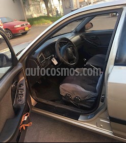 foto Hyundai Elantra New Elantra GLS 2.0 usado (2001) color Gris precio $11.000.000