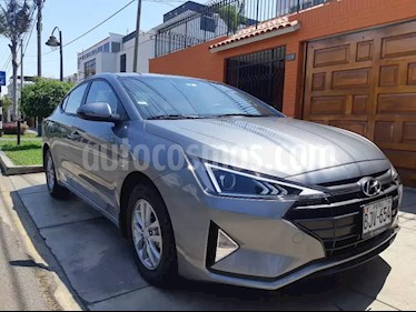 Hyundai Elantra GLS 1.6L usado (2019) color Gris precio $8,400
