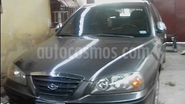 Hyundai Elantra GL 1.6L Aut usado (2011) color Gris Oscuro precio u$s3.500