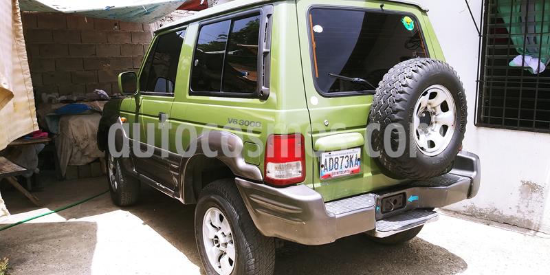Hyundai Galloper 2p V6,3.0i,12v A 2 2 usado (1999) color Verde precio u$s1.900
