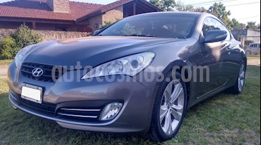 Foto venta Auto usado Hyundai Genesis Coupe 2.0 T (2010) color Gris precio $450.000