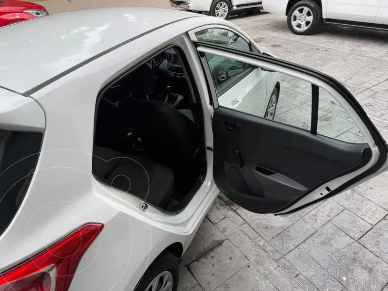 hyundai grand-i10-hatchback