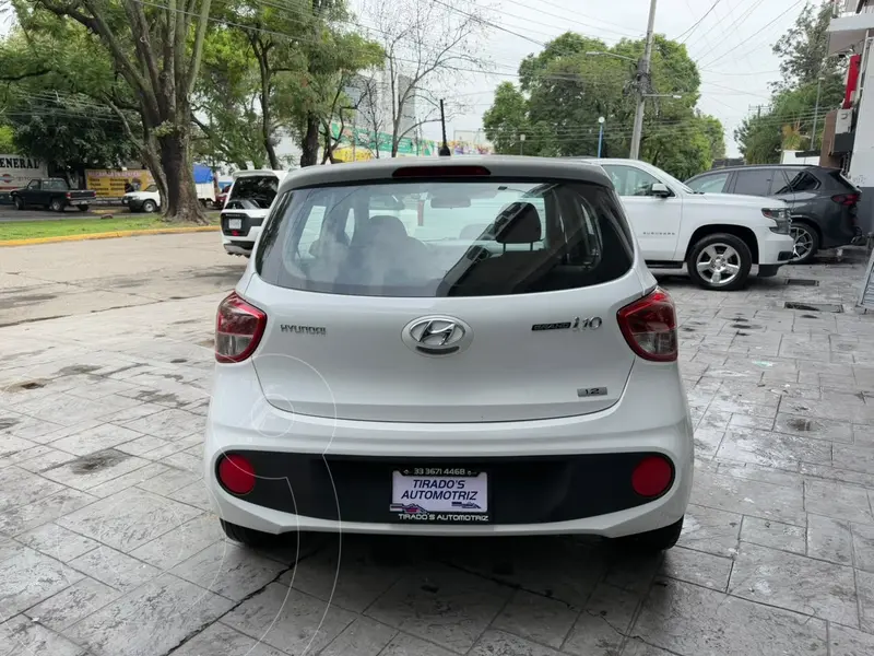 hyundai grand-i10-hatchback