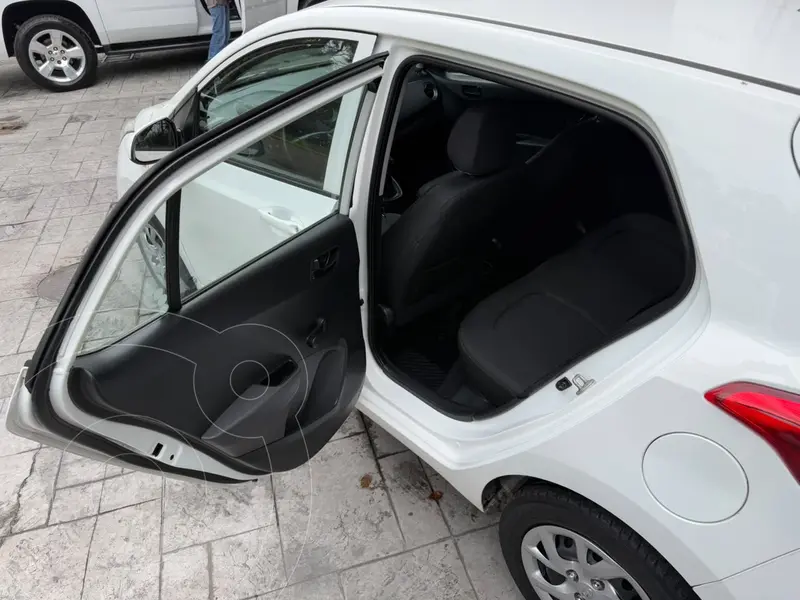 hyundai grand-i10-hatchback
