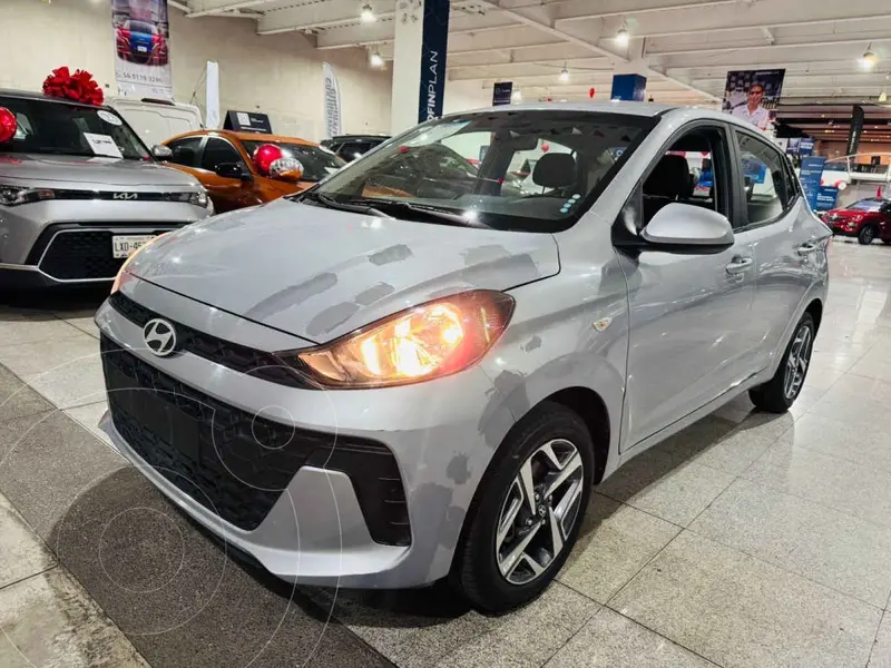 Foto Hyundai Grand i10 Sedan GL usado (2025) color Plata precio $266,000