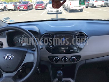 foto Hyundai Grand i10 1.2 GLS usado (2016) color Gris precio $5.300.000