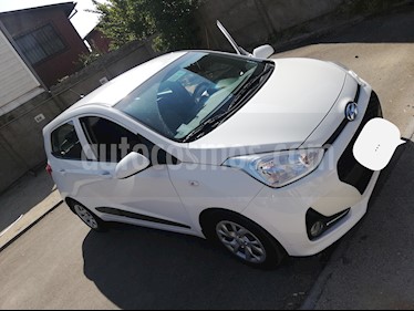 Hyundai Grand i10 1.2L GLS usado (2018) color Blanco precio $5.300.000