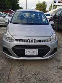 foto Hyundai Grand i10 GL MID Aut usado (2016) color Plata precio $124,000