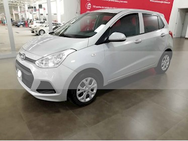 foto Hyundai Grand i10 GL MID Aut usado (2016) color Plata precio $125,000