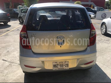 Foto venta Auto usado Hyundai Grand i10 GL (2013) color Plata precio $87,000