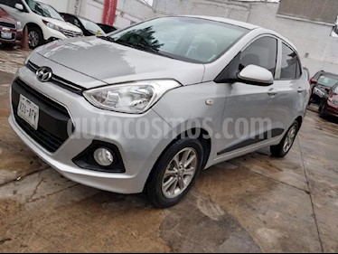 Foto venta Auto Seminuevo Hyundai Grand i10 GLS (2016) color Plata precio $159,000