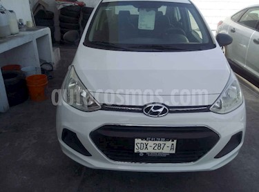 foto Hyundai Grand i10 GL usado (2017) color Blanco precio $135,000