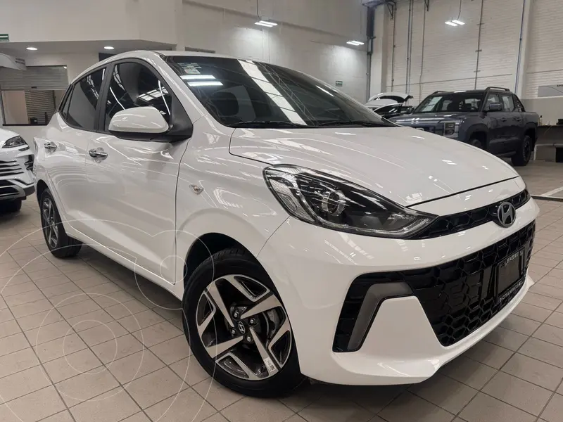 Foto Hyundai Grand i10 GLS usado (2024) color Blanco precio $294,900