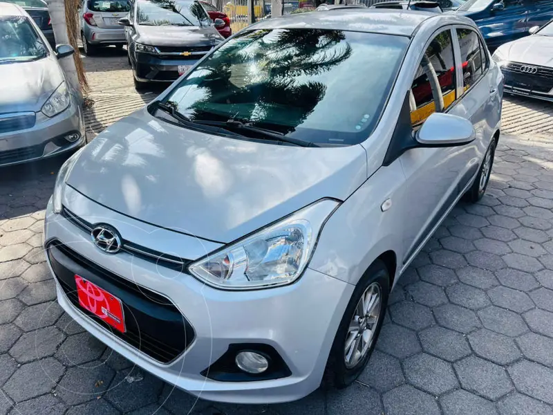 Foto Hyundai Grand i10 GLS usado (2016) color Plata precio $177,000