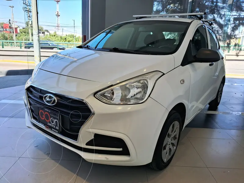 Foto Hyundai Grand i10 GLS usado (2018) color Blanco precio $145,000