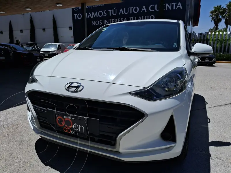 Foto Hyundai Grand i10 MID usado (2022) color Blanco financiado en mensualidades(enganche $59,950 mensualidades desde $4,584)