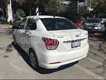 foto Hyundai Grand i10 GL MID Aut usado (2017) color Blanco precio $130,000