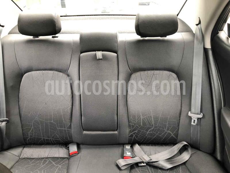 foto Hyundai Grand i10 GLS usado (2015) color Gris precio $125,000