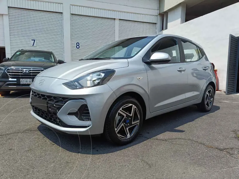 Foto Hyundai Grand i10 GL Mid Aut usado (2025) color Plata precio $303,800