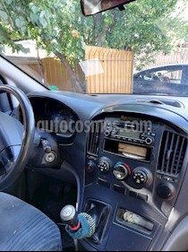 foto Hyundai H-1 Minibus GL 2.5 Diésel 10S usado (2010) color Amarillo precio $9.500.000