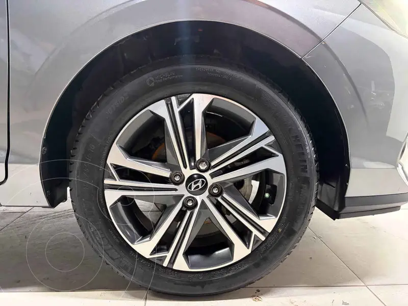 hyundai hb20-hatchback