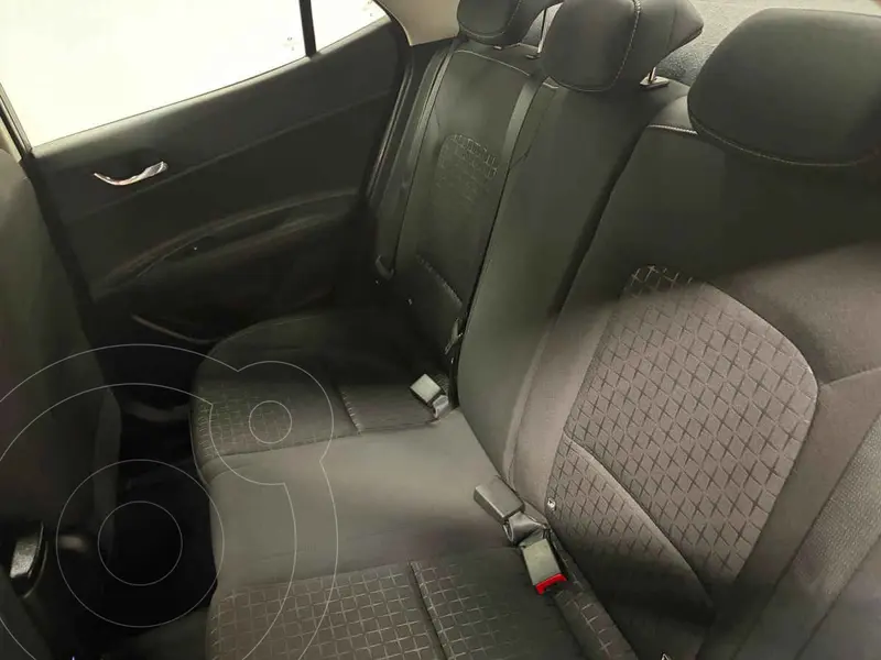 hyundai hb20-hatchback