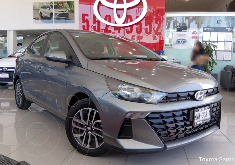 Foto Hyundai HB20 GL Mid Aut usado (2023) color plateado precio $290,000