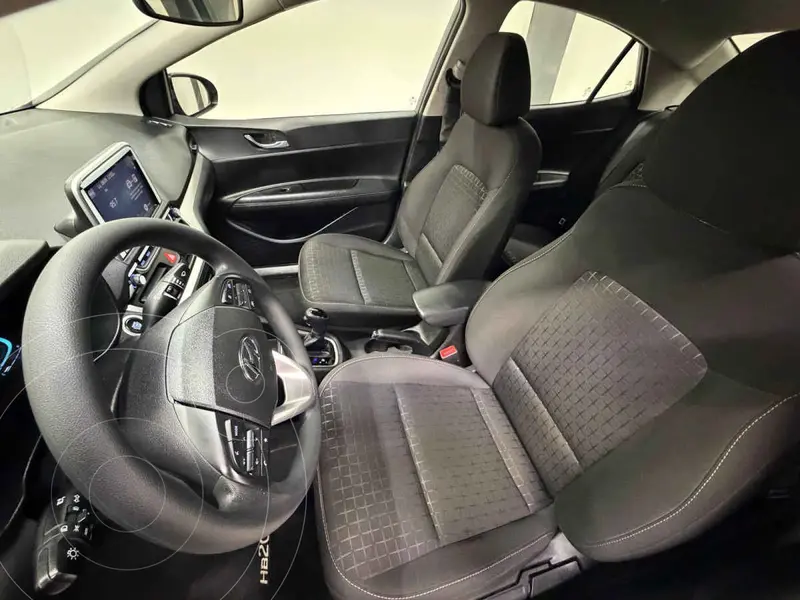 hyundai hb20-hatchback