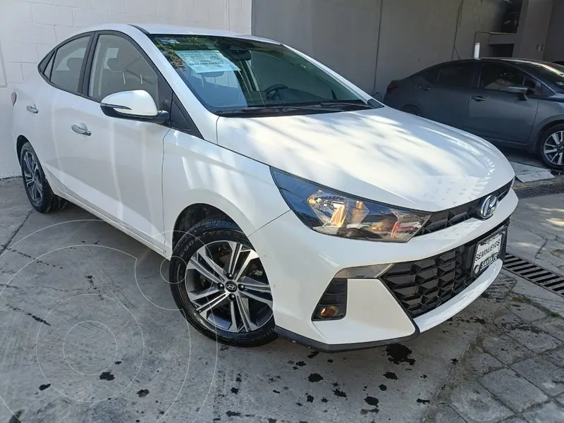 Foto Hyundai HB20 GL Mid Aut usado (2024) color Blanco precio $279,900