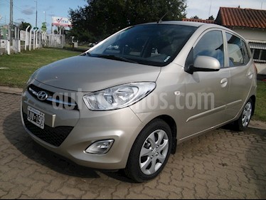 Hyundai i10 GLS usado (2012) color Bronce precio $370.000